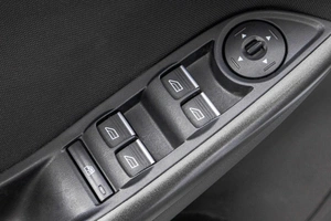 Хетчбэк Ford Focus 2018 года, 989000 рублей, Барнаул