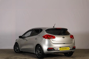 Хетчбэк Kia Ceed 2014 года, 899000 рублей, Тюмень