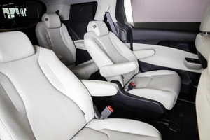 Минивэн Kia Carnival 2021 года, 4049000 рублей, Пермь