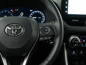 Внедорожник Toyota RAV4 2024 года, 4109050 рублей, Москва