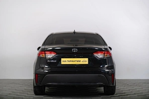 Седан Toyota Corolla 2020 года, 1699000 рублей, Томск