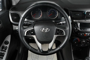 Седан Hyundai Solaris 2015 года, 799000 рублей, Тюмень