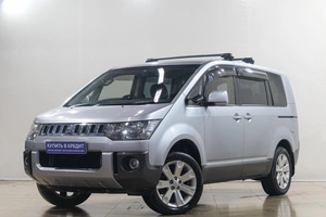 Минивэн Mitsubishi Delica D5 2013 года, 2319000 рублей, Новокузнецк
