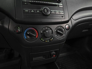 Хетчбэк Chevrolet Aveo 2011 года, 598000 рублей, Ставрополь