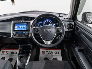 Универсал Toyota Corolla Fielder 2017 года, 1315000 рублей, Красноярск