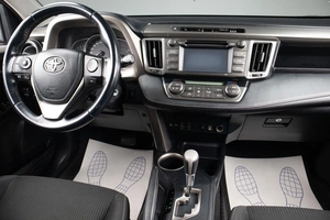 Внедорожник Toyota RAV4 2014 года, 2149000 рублей, Оренбург