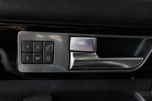 Внедорожник Land Rover Discovery 2010 года, 1369000 рублей, Красноярск