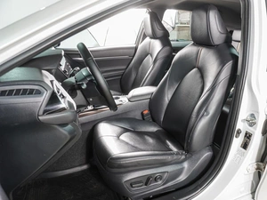 Седан Toyota Camry 2019 года, 2549000 рублей, Воронеж