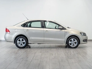 Седан Volkswagen Polo 2012 года, 789000 рублей, Саратов