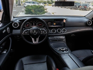 Седан Mercedes-benz E-класс 2018 года, 1850000 рублей, Краснодар