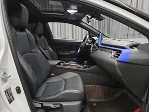 Внедорожник Toyota C-HR 2020 года, 2690000 рублей, Красноярск