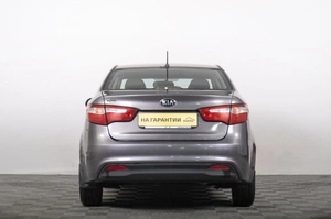 Седан Kia Rio 2014 года, 859000 рублей, Томск