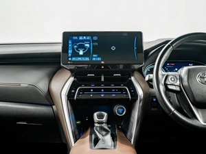 Внедорожник Toyota Harrier 2022 года, 4305000 рублей, Красноярск