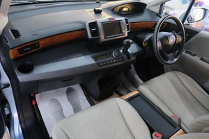 Минивэн Honda Freed 2010 года, 1089000 рублей, Омск