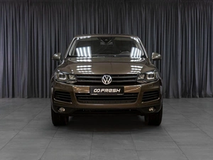 Внедорожник Volkswagen Touareg 2012 года, 2099000 рублей, Тюмень