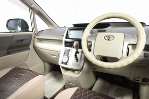Минивэн Toyota Noah 2008 года, 1409000 рублей, Новосибирск