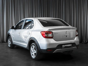 Седан Renault Logan 2019 года, 920000 рублей, Тюмень