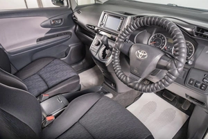 Минивэн Toyota Wish 2010 года, 1249000 рублей, Томск