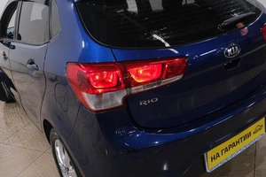 Хетчбэк Kia Rio 2015 года, 1049000 рублей, Новокузнецк