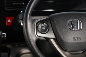 Минивэн Honda Stepwgn 2016 года, 1689000 рублей, Новосибирск