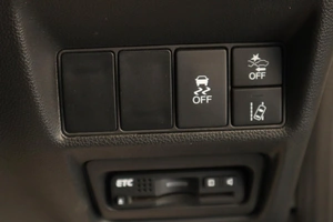 Минивэн Honda Stepwgn Spada 2015 года, 2129000 рублей, Челябинск