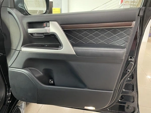 Внедорожник Toyota Land Cruiser 2018 года, 6397000 рублей, Солонцы