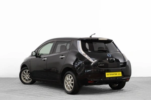 Хетчбэк Nissan Leaf 2011 года, 849000 рублей, Барнаул