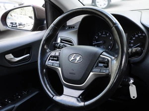 Седан Hyundai Solaris 2018 года, 1399000 рублей, Волгоград
