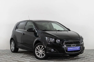 Хетчбэк Chevrolet Aveo 2014 года, 630000 рублей, Сургут