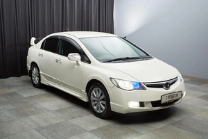 Седан Honda Civic 2008 года, 720000 рублей, Красноярск