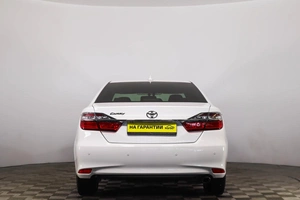 Седан Toyota Camry 2017 года, 2399000 рублей, Пермь