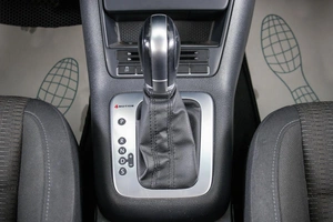 Внедорожник Volkswagen Tiguan 2015 года, 1749000 рублей, Пермь