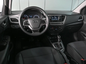 Седан Hyundai Solaris 2018 года, 1369000 рублей, Аксай