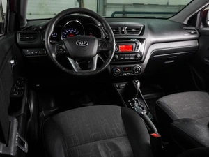 Седан Kia Rio 2013 года, 849000 рублей, Воронеж