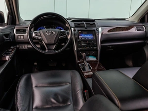 Седан Toyota Camry 2017 года, 2399000 рублей, Большой Сочи