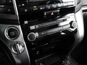 Внедорожник Toyota Land Cruiser 2015 года, 4289000 рублей, Воронеж