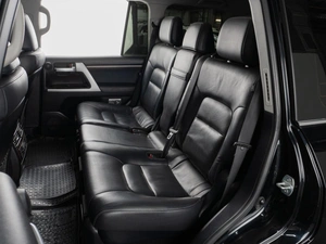 Внедорожник Toyota Land Cruiser 2018 года, 6700000 рублей, Тюмень