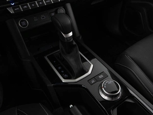 Пикап Mitsubishi L200 2025 года, 5498999 рублей, Москва