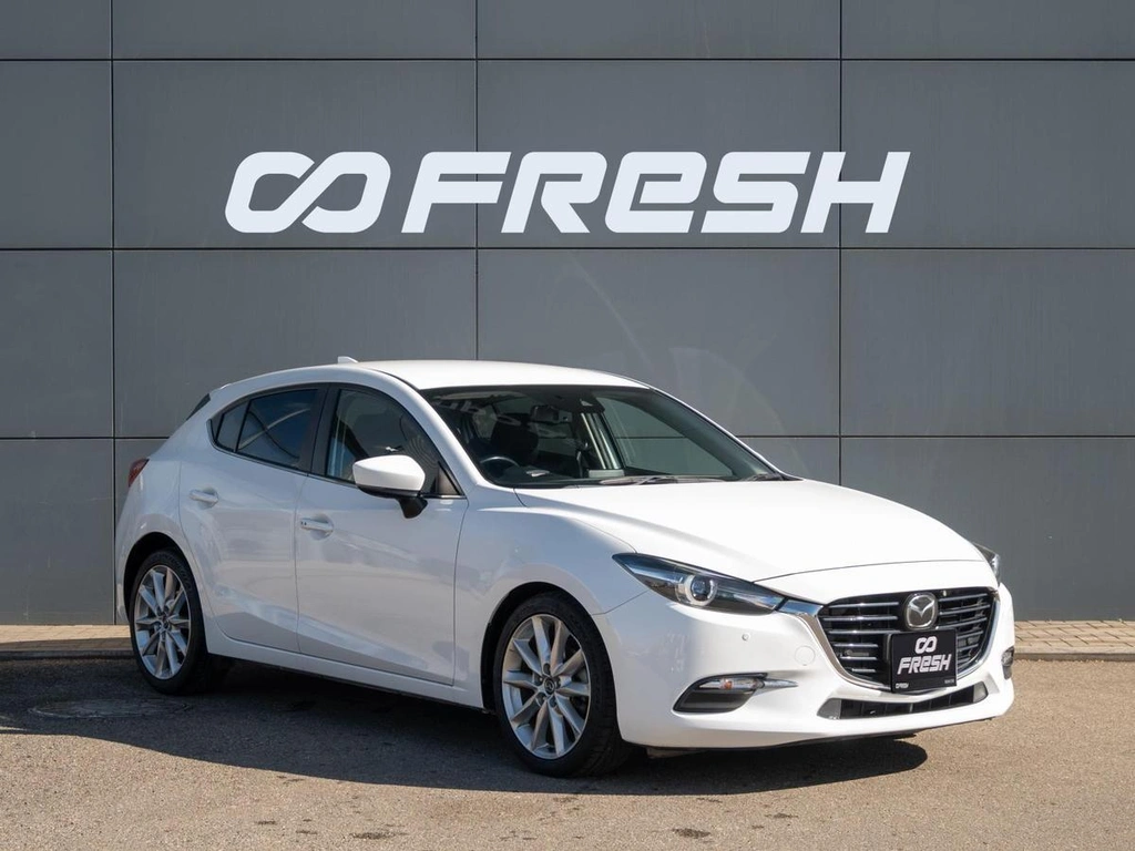 Хетчбэк Mazda Axela 2017 года, 1710000 рублей, Краснодар