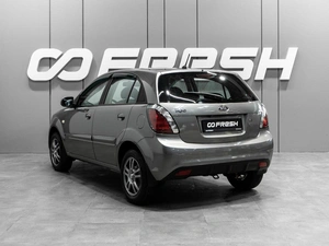Хетчбэк Kia Rio 2011 года, 619000 рублей, Тюмень