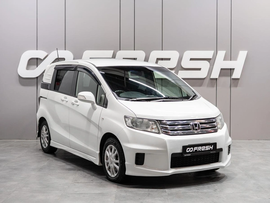 Минивэн Honda Freed 2010 года, 1199000 рублей, Тюмень