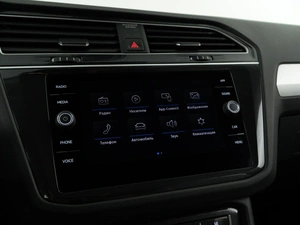 Внедорожник Volkswagen Tiguan 2019 года, 2632444 рублей, Москва