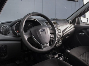Лифтбек ВАЗ (LADA) Granta 2018 года, 630000 рублей, Омск