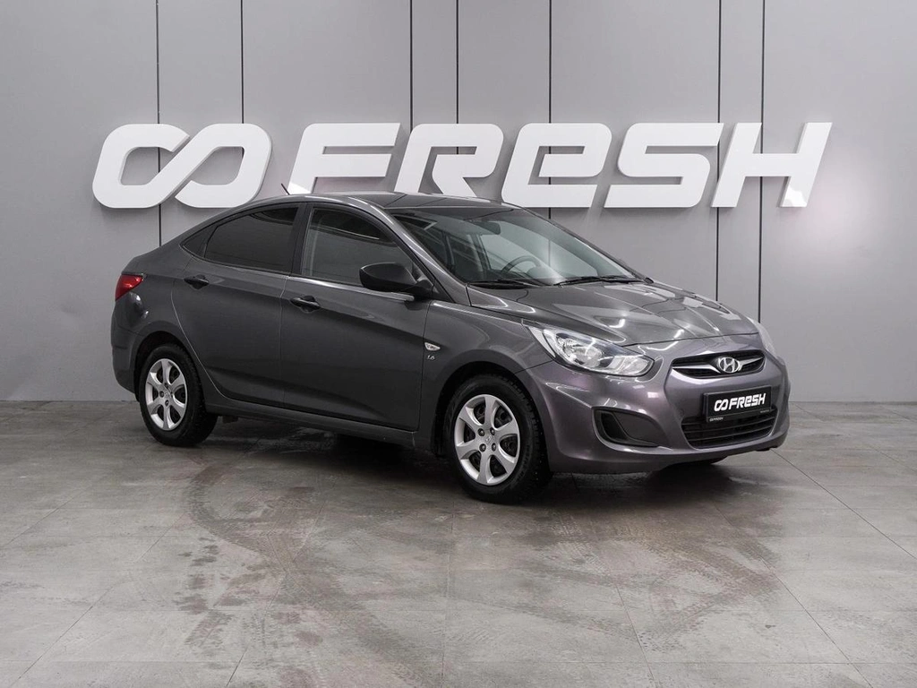 Седан Hyundai Solaris 2013 года, 899000 рублей, Воронеж