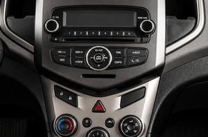 Хетчбэк Chevrolet Aveo 2012 года, 749000 рублей, Челябинск