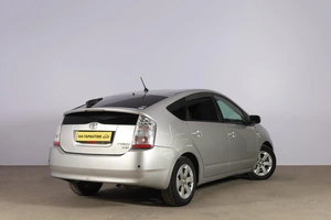 Лифтбек Toyota Prius 2008 года, 689000 рублей, Новосибирск