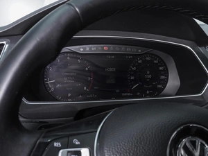 Внедорожник Volkswagen Tiguan 2018 года, 2450000 рублей, Ростов-на-Дону