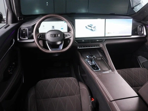 Внедорожник Geely Xingyue L 2025 года, 4196000 рублей, Красный Пахарь