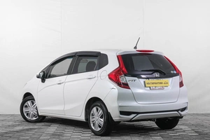 Хетчбэк Honda Fit 2019 года, 1399000 рублей, Кемерово