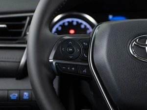 Седан Toyota Camry 2022 года, 2697055 рублей, Москва